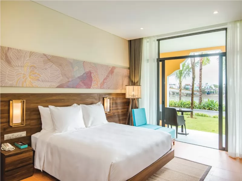 Hoi An Memories Resort & Spa is a luxurious resort near Hoi An Ancient Town with a beautiful pool that you shouldn’t miss