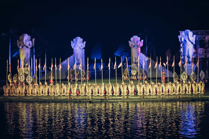 Hoi An Memories show makes many tourists admire