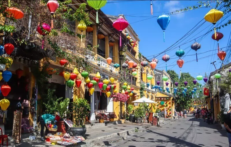 Hoi An Ancient Town glows with vibrant hues from its colorful lanterns.
